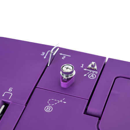 Maszyna do szycia Teresa z dedykowanym zestawem nici