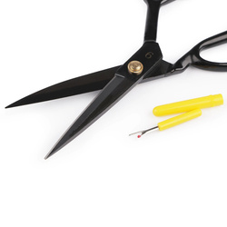 Krejčovské nůžky 24 cm, černé, s páráčkem