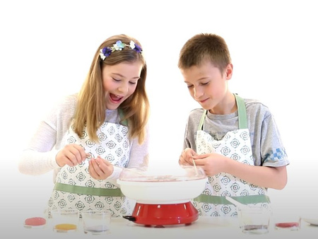 The AM-6214 A outlet cotton candy machine