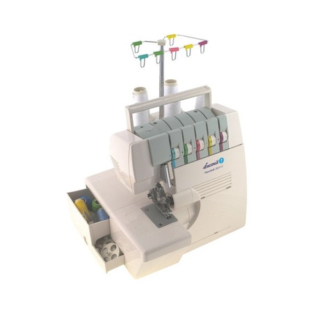 Overlock 820D5 with Elastic overlock threads