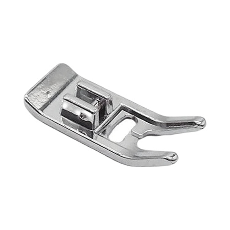 Universal sewing machine foot