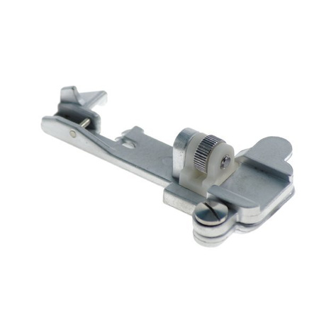 Overlock foot for sewing in elastic