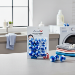 Anti-lint laundry balls