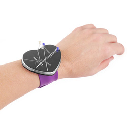 Magnetická podložka pro jehly a špendlíky