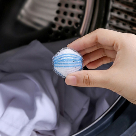 Anti-lint laundry balls