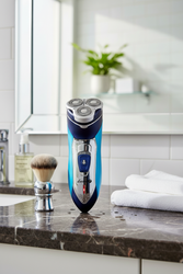 Lucznik ES-2019 men's shaver