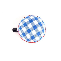 Hand pin cushion