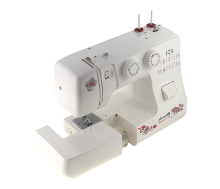 Karina 910 sewing machine with carrying case