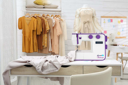 Teresa sewing machine with thread and needle set