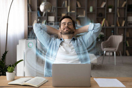 Oczyszczacz powietrza Łucznik AP-2019 W z funkcją sterylizacji UV-C