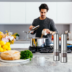 PM-201 C salt, pepper and spice grinders