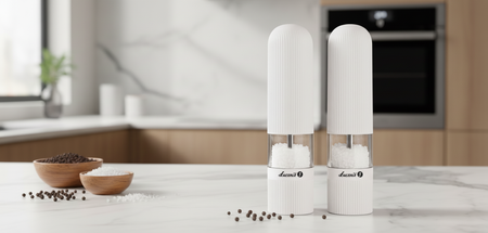 Salt, pepper and spice grinder PM-101 white