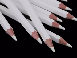 Kreda krawiecka w ołówku biała