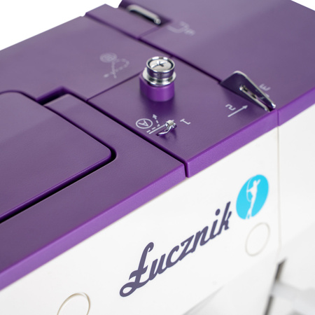 Šicí stroj Teresa se sadou patek