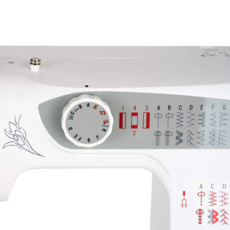 Eve II 2014 sewing machine with carrying case